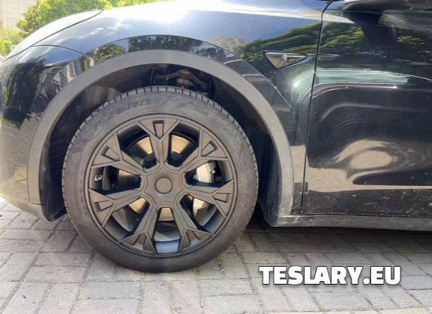 TESLA MODEL Y 19" UNIQUE S4 FULL COVER WHEEL HUBS