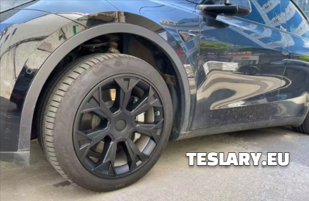 TESLA MODEL Y 19" UNIQUE S4 FULL COVER WHEEL HUBS